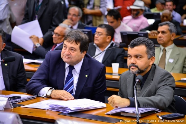 16_10_13_destaque02_to_halum_pede_cpi_apurar_denuncias_serra_pelada004