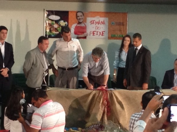 17_09_13_destaque05_pb_aprovada_medida_isenta_ipva_pescadores_proprietarios_motocicletas003