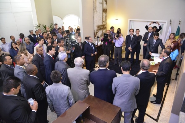 Marcos Pereira empossa novo presidente no DF