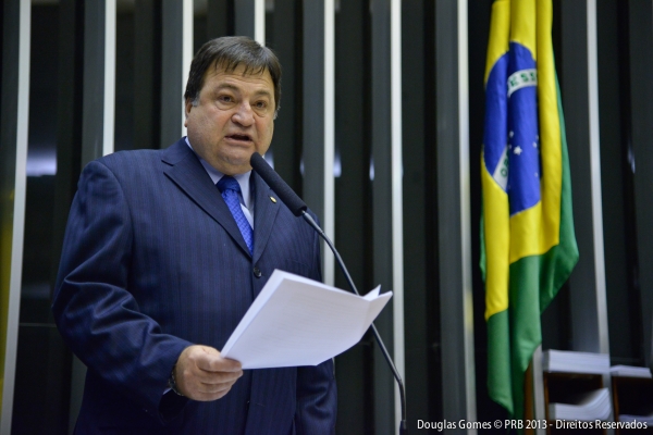 Halum é contra obrigação do uso de simulador de direção em autoescolas