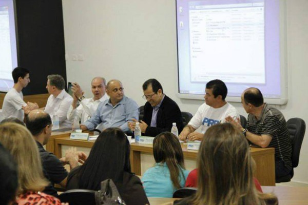 PRB-de-Santa-Catarina-realiza-Encontro-Regional-em-Joinville-30-04-14 (1)