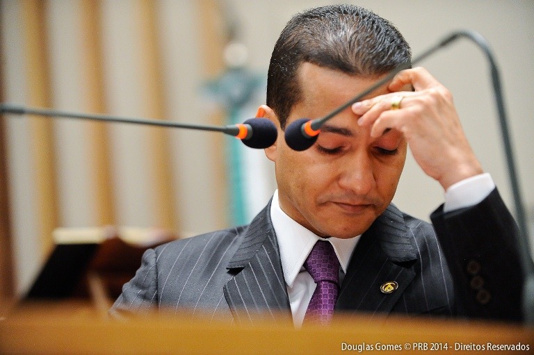 Titulo-todo-homem-publico-deveria-ostentar-servo-diz-Pereira-homenagem-em-prb-Brasilia-002-2605-14