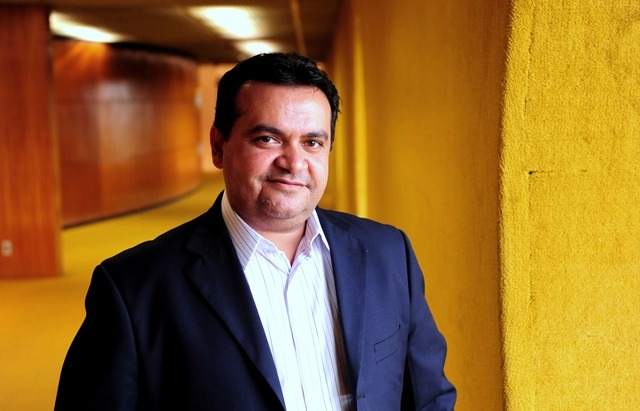 Vicenildo Medeiros (PRB) está no comando da secretaria municipal de Pesca de São Gonçalo há um ano.