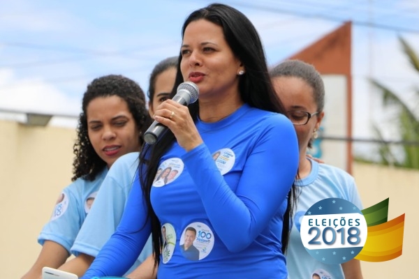 Adriana Leite quer lutar pela educação e as mulheres na Assembleia de Sergipe