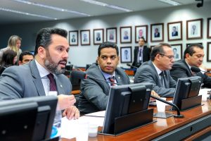 alan-rick-prb-debate-voos-para-regiao-norte-foto-douglas-gomes-29-04-2016