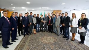 alan-rick-prb-jooa-campos-prb-republicanos-levam-preocupacoes-da-sociedade-ao-presidente-temer-foto-cedida-07-04-17-01-02