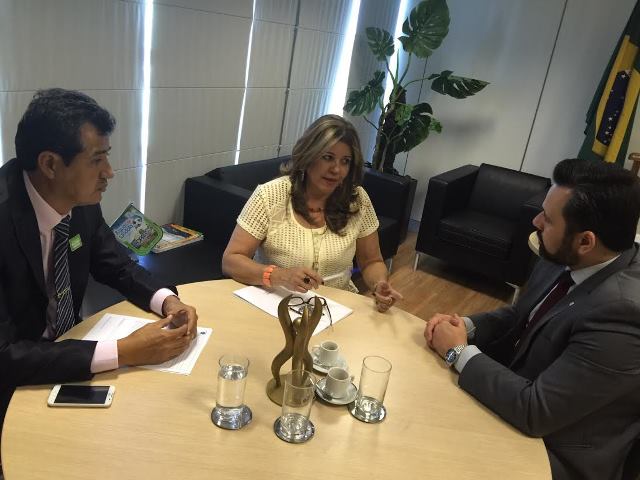 alan-rick-prb-recursos-do-ministerio-do-esporte-para-assis-brasil-foto-ascom-02-09-15