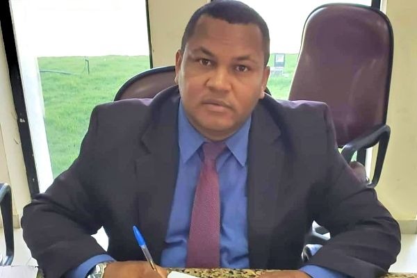 Alex de Jesus pede melhorias para bairros em Petrolina