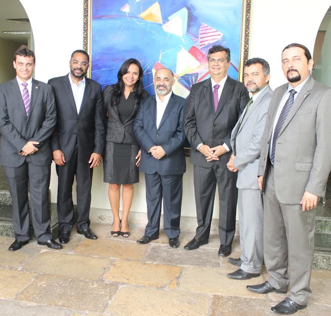 Ana do Gás acompanha George Hilton em inauguração de pista de atletismo no Maranhão