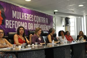 ana-lucia-vereadora-prb-recife-pe-participa-de-audiencia-previdencia-foto-ascom-09-03-2017-02