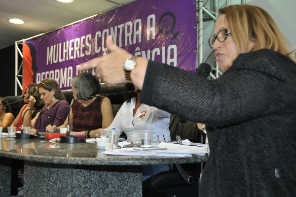 Ana Lúcia participa de audiência sobre reforma da Previdência na vida das mulheres