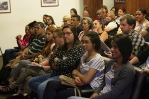 André Santos promove debate sobre educação financeira para crianças em SP