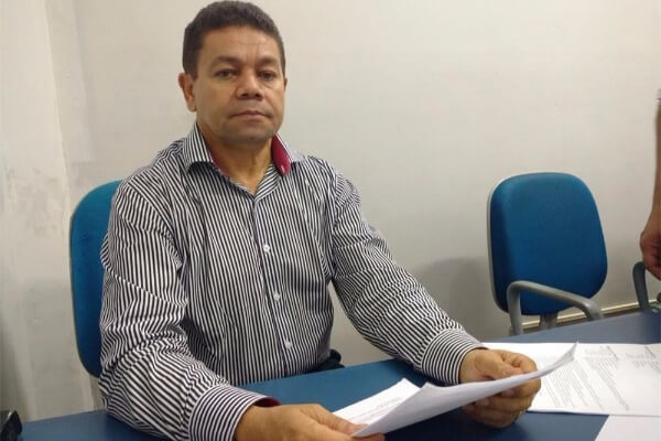 Projeto de Antonio Brito padroniza uniformes da rede municipal de Petrópolis (RJ)