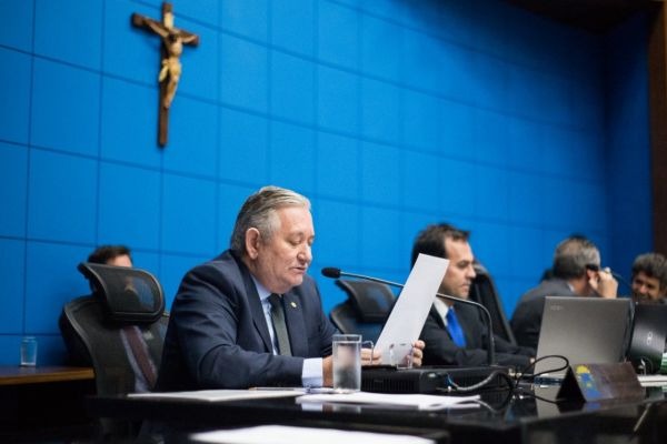 Antonio Vaz pede perfuração de poços para aldeias indígenas de Dourados