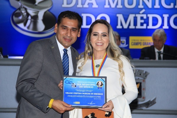 Médicos de Campo Grande são homenageados por Betinho