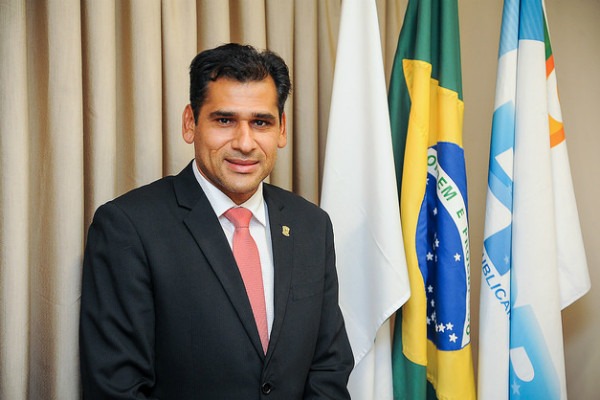 Betinho defende regulamentação exemplar do Uber em Campo Grande (MS)