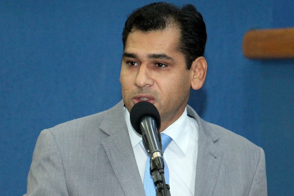 Betinho destaca inclusão dos profissionais da educação na vacinação contra gripe