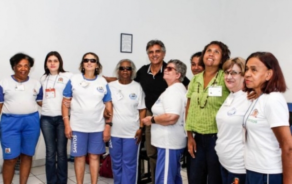 Beto Mansur visita Lar das Moças Cegas