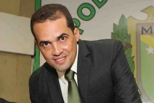 Vereador Cabo Rodrigo leva melhorias para moradores de bairro em Marabá (PA)