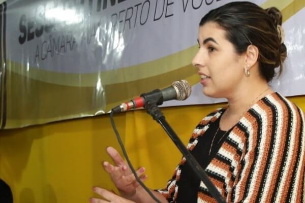 Camila Moura participa de sessão itinerante em Cruz das Almas