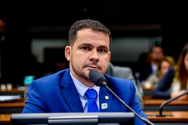 João Campos quer votar novo Código de Processo Penal ainda este ano