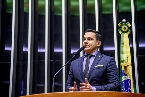 Republicanos comemoram o Dia do Aviador em sessão solene