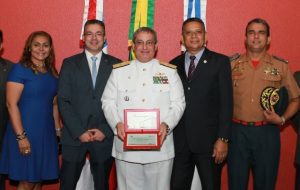 Carlos Alberto homenageia o Dia do Marinheiro durante Sessão Especial