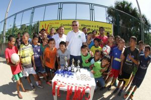 carlos-alberto-prb-leva-servicos-sociais-para-moradores-da-zona-norte-foto-ascom-29-05-17-01