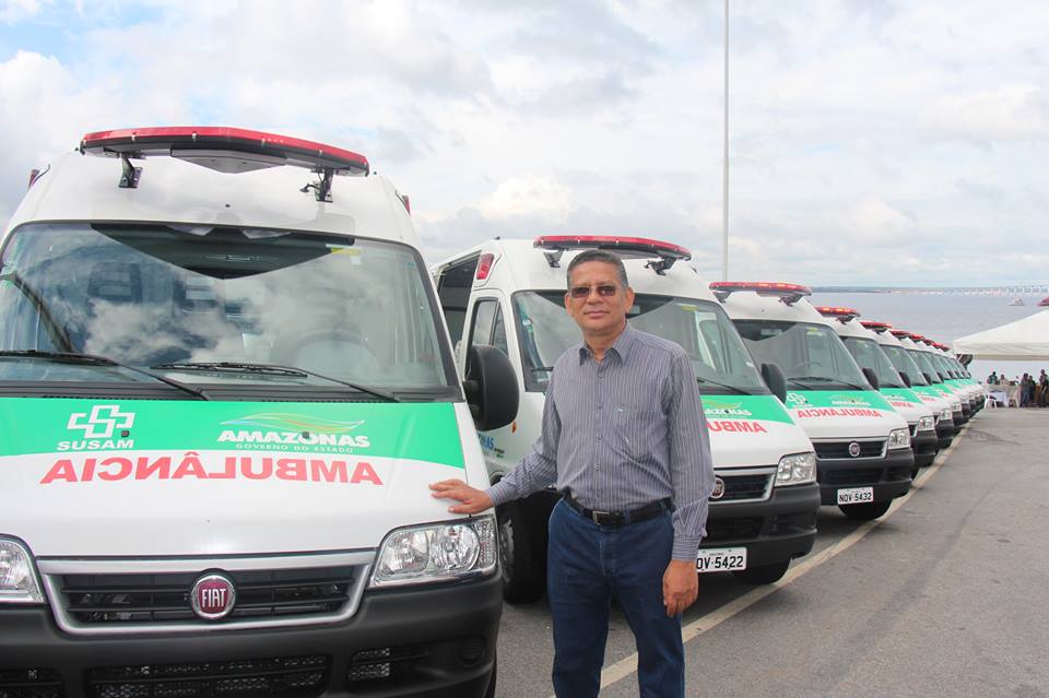 Carlos Alberto participa da entrega de ambulâncias que beneficiará 61 municípios amazonenses