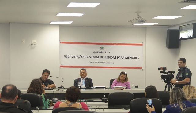 carlos-alberto-prb-rigor-na-fiscalizacao-venda-de-bebidas-alcoolicas-para-menores-foto-ascom-06-05-15-02