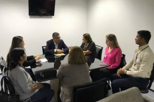 Carlos Alberto se reúne com representantes do Projeto Reeducar 