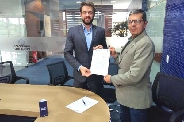 Secretário do Jovens Republicanos PR viabiliza parceria entre universidade