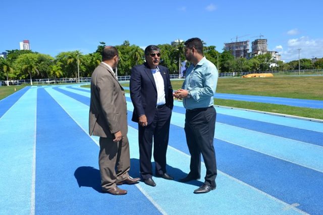 Carlos Geraldo garante recursos para reforma de ginásio no Recife