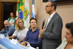 carlos-gomes-prb-encontro-caxias-sul-foto1-ascom-28-03-2017.jpg