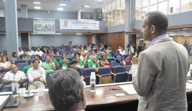 Carlos Gomes lança Frente Parlamentar em Defesa da Cadeia Produtiva da Reciclagem em SP