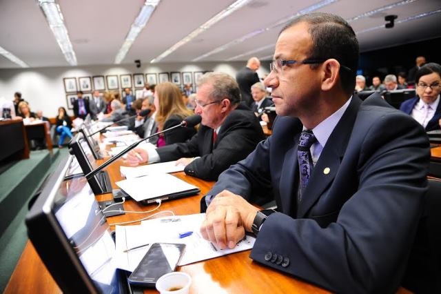 carlos-gomes-prb-promovera-debate-sobre-industria-da-reciclagem-foto-douglas-gomes-26-08-15