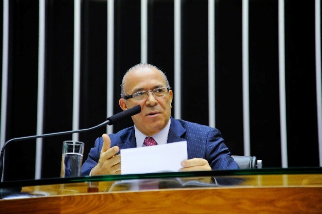 celso-russomanno-prb-critica-norma-da-anac-que-inviabiliza-habilitacao-de-pilotos-brasileiros-foto-douglas-gomes-13-03-15-02