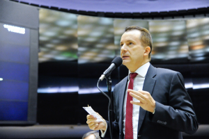 Concessionária que descumprir cronograma de investimentos será punida por dez anos