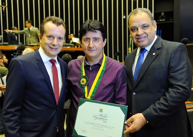 Republicanos indicam livro “O Pequeno Grande Doador” para receber Medalha do Mérito Legislativo