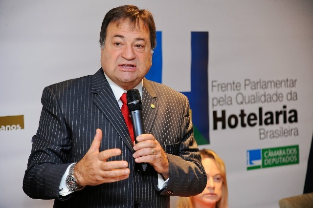 cesar-halum-prb-frente-parlamentar-qualidade-da-hotelaria-foto-douglas-gomes-16-04-15-02