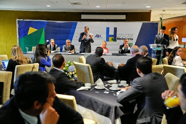 cesar-halum-prb-frente-parlamentar-qualidade-da-hotelaria-foto-douglas-gomes-16-04-15-03