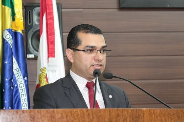 Claudinei Marques propõe Semana de Valorização da Família