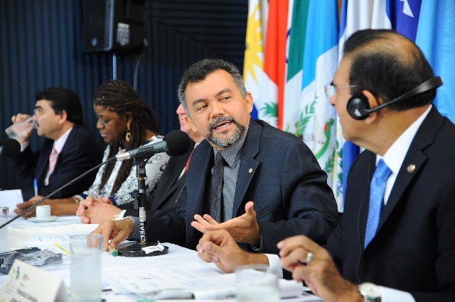 Cleber Verde pede mobilização pela volta do seguro defeso