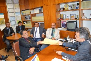 cleber-verde-prb-recebe-vereadores-maranhenses-na-camara-dos-deputados-foto-douglas-gomes-10-04-17-01