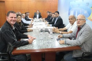 Coordenadores municipais se reúnem com presidente Eduardo Lopes no Rio de Janeiro