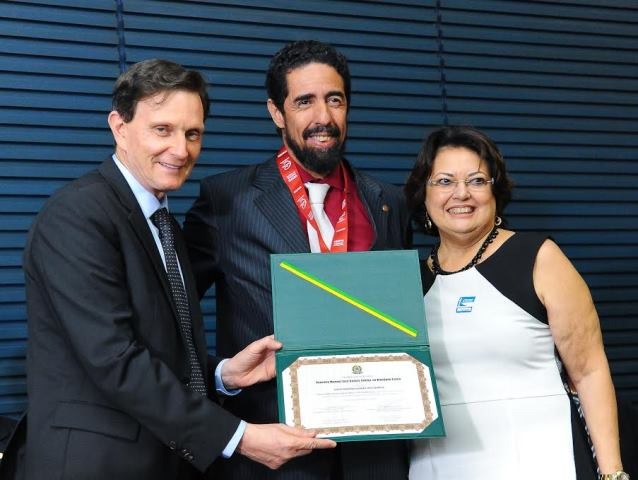 Republicanos homenageiam profissionais de educação física