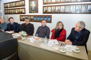 Daniel Guerra ouve demandas de empresários em Gabinete Itinerante na CIC