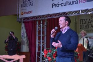 Daniel Guerra participa do Filó das Embaixatrizes na comunidade da Terceira Légua