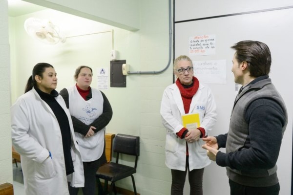 Daniel Guerra visita bairros Planalto, Petrópolis e Pioneiro