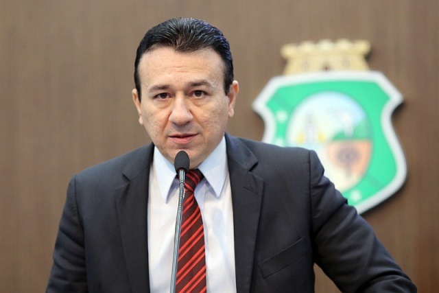 David Durand propõe criação de programa de atendimento para menores vítimas de crimes sexuais no Ceará